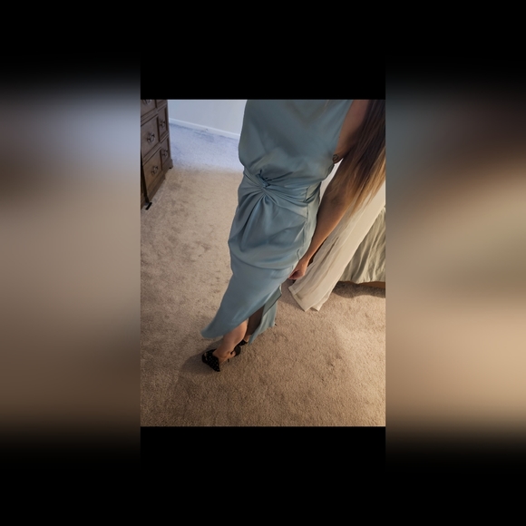 Abercrombie One-Shoulder Satin Knotted Midi Dress nwt XS - Picture 9 of 14